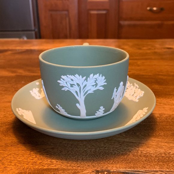 Vintage Wedgwood Sage Green Jasperware Teacup and Saucer Set - Picture 4 of 10